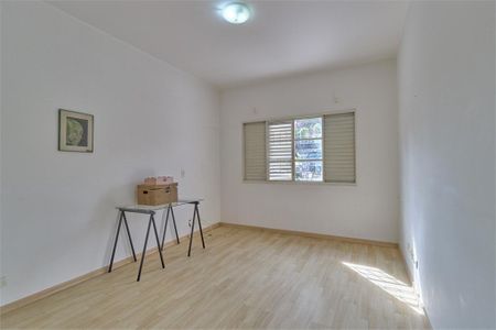 Casa à venda com 157m², 3 quartos e 2 vagas