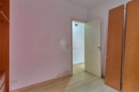Casa à venda com 157m², 3 quartos e 2 vagas