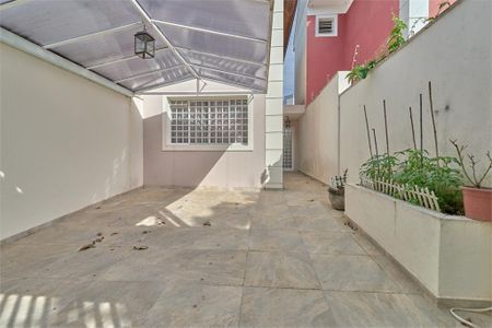 Casa à venda com 157m², 3 quartos e 2 vagas
