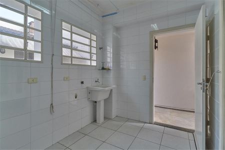 Casa à venda com 157m², 3 quartos e 2 vagas