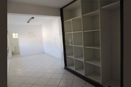Casa à venda com 252m², 3 quartos e 2 vagas