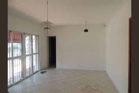 Casa à venda com 252m², 3 quartos e 2 vagas