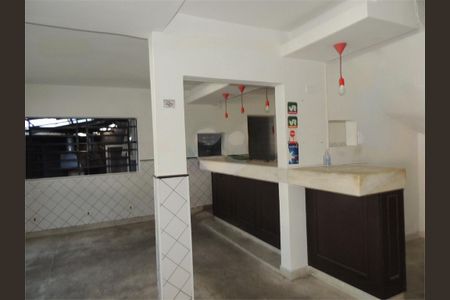 Casa à venda com 252m², 3 quartos e 2 vagas