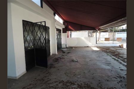 Casa à venda com 252m², 3 quartos e 2 vagas