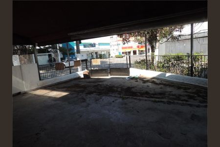 Casa à venda com 252m², 3 quartos e 2 vagas