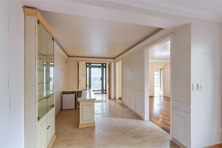 Casa à venda com 261m², 3 quartos e 3 vagas