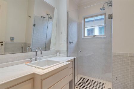 Casa à venda com 261m², 3 quartos e 3 vagas