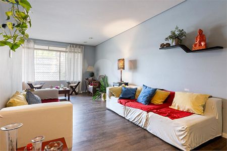 Casa à venda com 226m², 3 quartos e 2 vagas