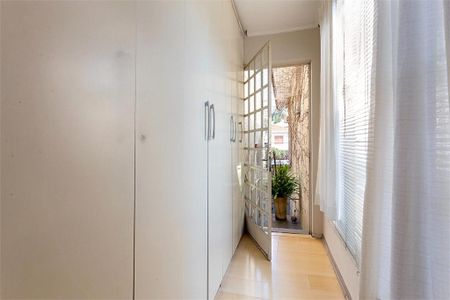 Casa à venda com 226m², 3 quartos e 2 vagas
