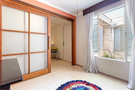 Casa à venda com 226m², 3 quartos e 2 vagas