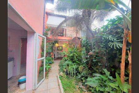 Casa à venda com 170m², 3 quartos e 1 vaga