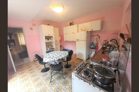 Casa à venda com 170m², 3 quartos e 1 vaga