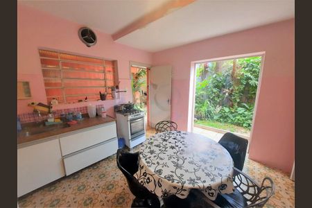 Casa à venda com 170m², 3 quartos e 1 vaga