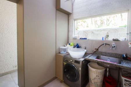 Casa à venda com 500m², 6 quartos e 5 vagasÁrea de Serviço