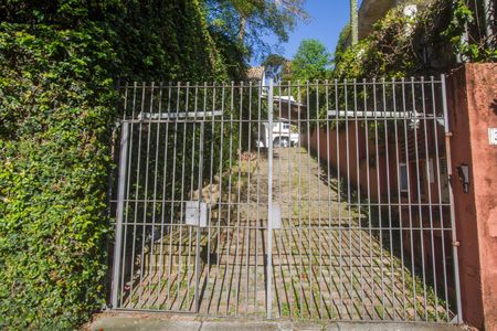 Casa à venda com 500m², 6 quartos e 5 vagasFachada