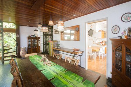 Casa à venda com 500m², 6 quartos e 5 vagasSala