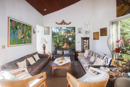 Sala de casa à venda com 6 quartos, 500m² em Chácara Monte Alegre, São Paulo