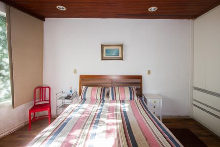 Casa à venda com 500m², 6 quartos e 5 vagasSuíte 1