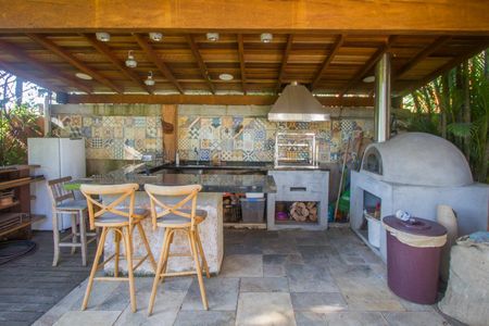 Casa à venda com 500m², 6 quartos e 5 vagasÁrea Externa