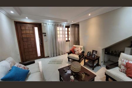 Casa à venda com 152m², 3 quartos e 1 vaga