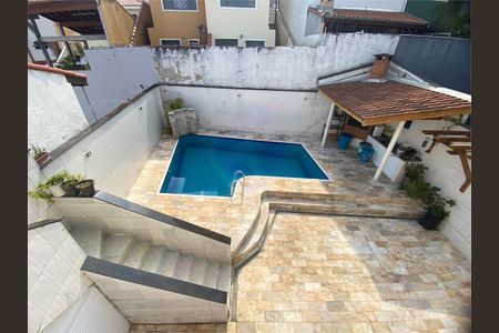 Casa à venda com 262m², 3 quartos e 5 vagas