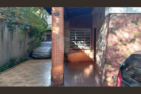 Casa à venda com 3 quartos, 270m² em Vila Monumento, São Paulo