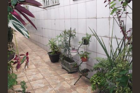 Casa à venda com 155m², 3 quartos e 4 vagas