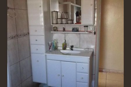 Casa à venda com 155m², 3 quartos e 4 vagas