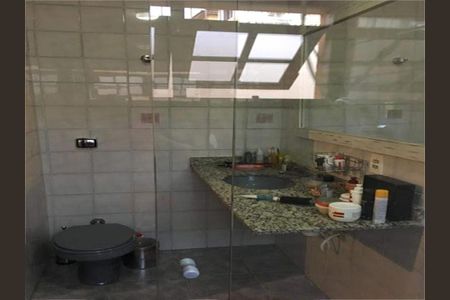 Casa à venda com 165m², 4 quartos e 4 vagas