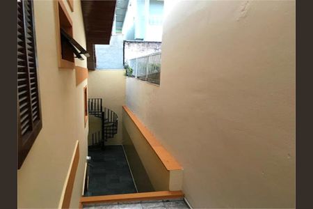 Casa à venda com 165m², 4 quartos e 4 vagas
