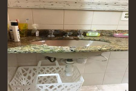 Casa à venda com 165m², 4 quartos e 4 vagas