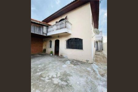 Casa à venda com 110m², 4 quartos e 4 vagas