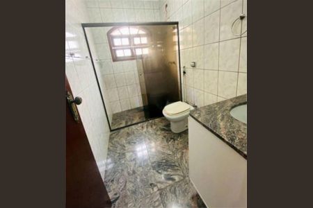 Casa à venda com 110m², 4 quartos e 4 vagas