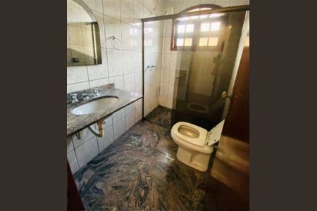 Casa à venda com 110m², 4 quartos e 4 vagas