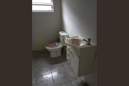 Casa à venda com 250m², 4 quartos e sem vaga