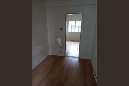 Casa à venda com 250m², 4 quartos e sem vaga