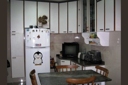 Casa à venda com 132m², 3 quartos e 2 vagas