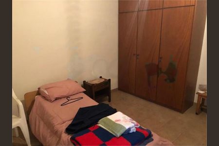 Casa à venda com 113m², 3 quartos e 6 vagas