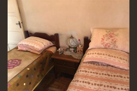 Casa à venda com 113m², 3 quartos e 6 vagas