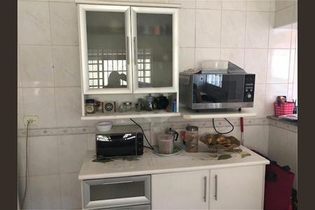 Casa à venda com 113m², 3 quartos e 6 vagas