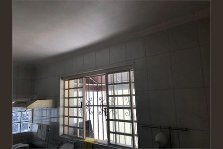Casa à venda com 113m², 3 quartos e 6 vagas