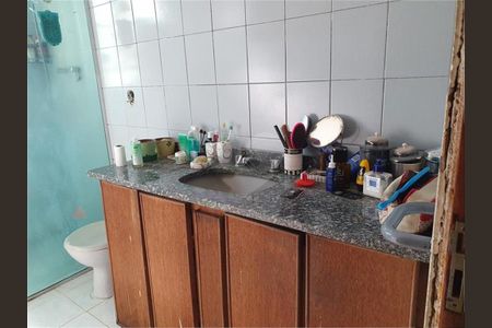 Casa à venda com 180m², 3 quartos e 2 vagas