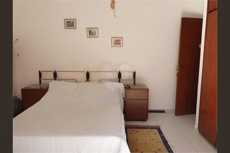 Casa à venda com 180m², 3 quartos e 2 vagas