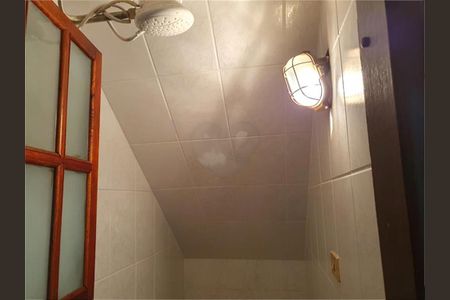 Casa à venda com 180m², 3 quartos e 2 vagas