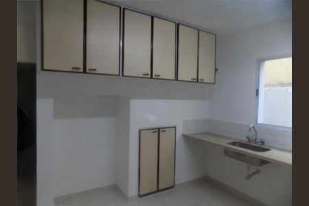 Casa à venda com 122m², 3 quartos e 2 vagas