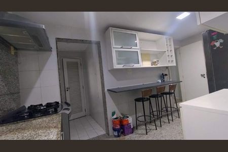 Apartamento à venda com 146m², 3 quartos e 2 vagas