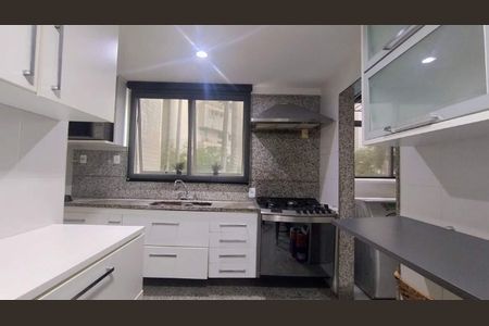 Apartamento à venda com 146m², 3 quartos e 2 vagas