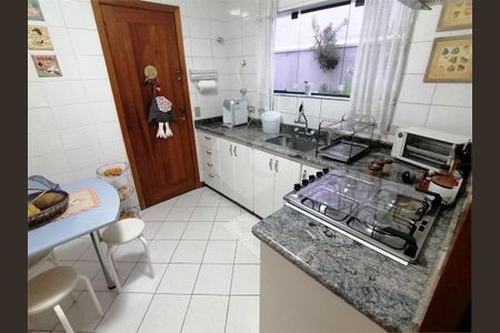 Casa à venda com 3 quartos, 200m² em Jardim Vila Mariana, São Paulo