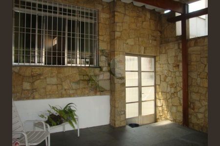 Casa à venda com 225m², 3 quartos e 2 vagas