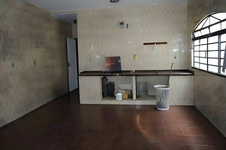 Casa à venda com 4 quartos, 250m² em Jardim Colombo, São Paulo